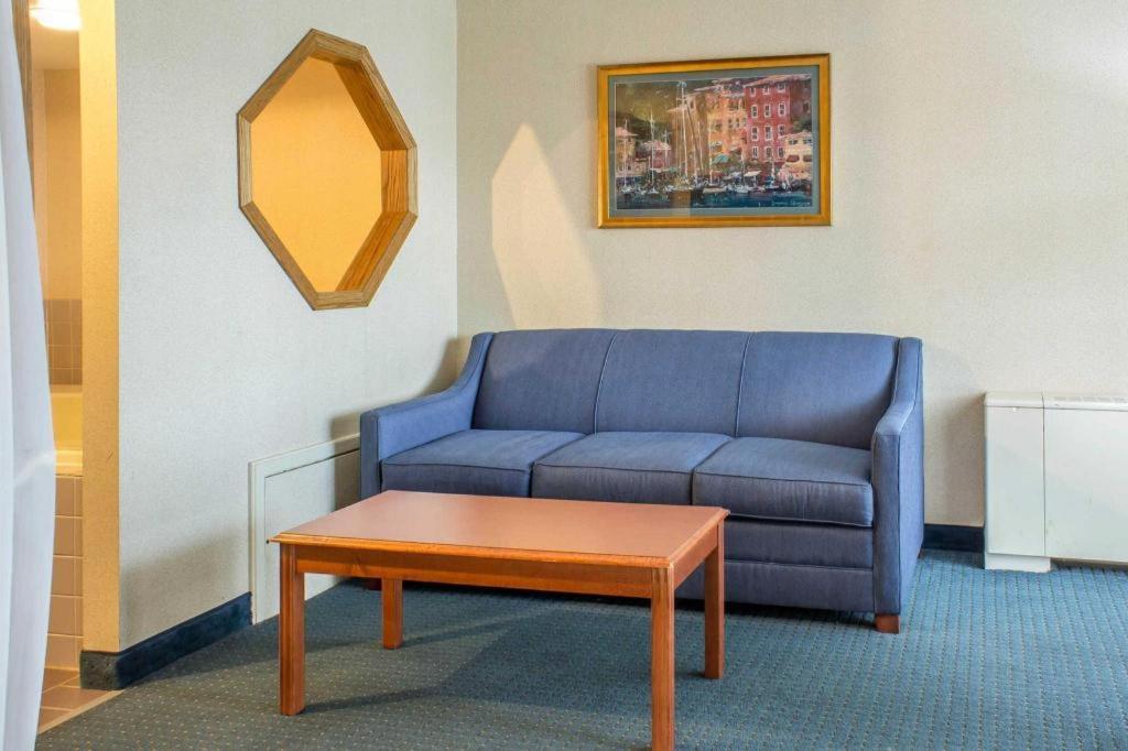Lifestyle Inn Cedar Falls Luaran gambar